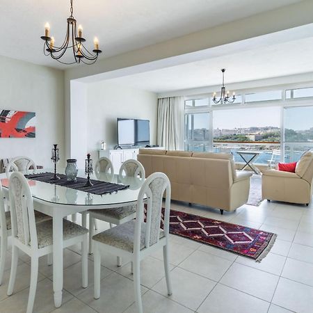 Stunning - Seafront 3-Bedroom 6Th Floor Σλιέμα Εξωτερικό φωτογραφία